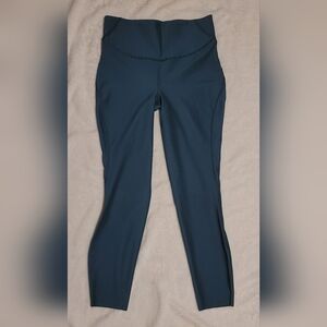 Lululemon Base Pace High-Rise Ribbed Tight 25" - Green Jasper - Size 8